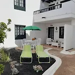 2 Bedroom Grandfloor-pto. Del Carmen Apartment Puerto del Carmen (Lanzarote)