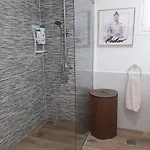 2 Bedroom Grandfloor-pto. Del Carmen Apartment *