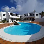 2 Bedroom Grandfloor-pto. Del Carmen Apartament *